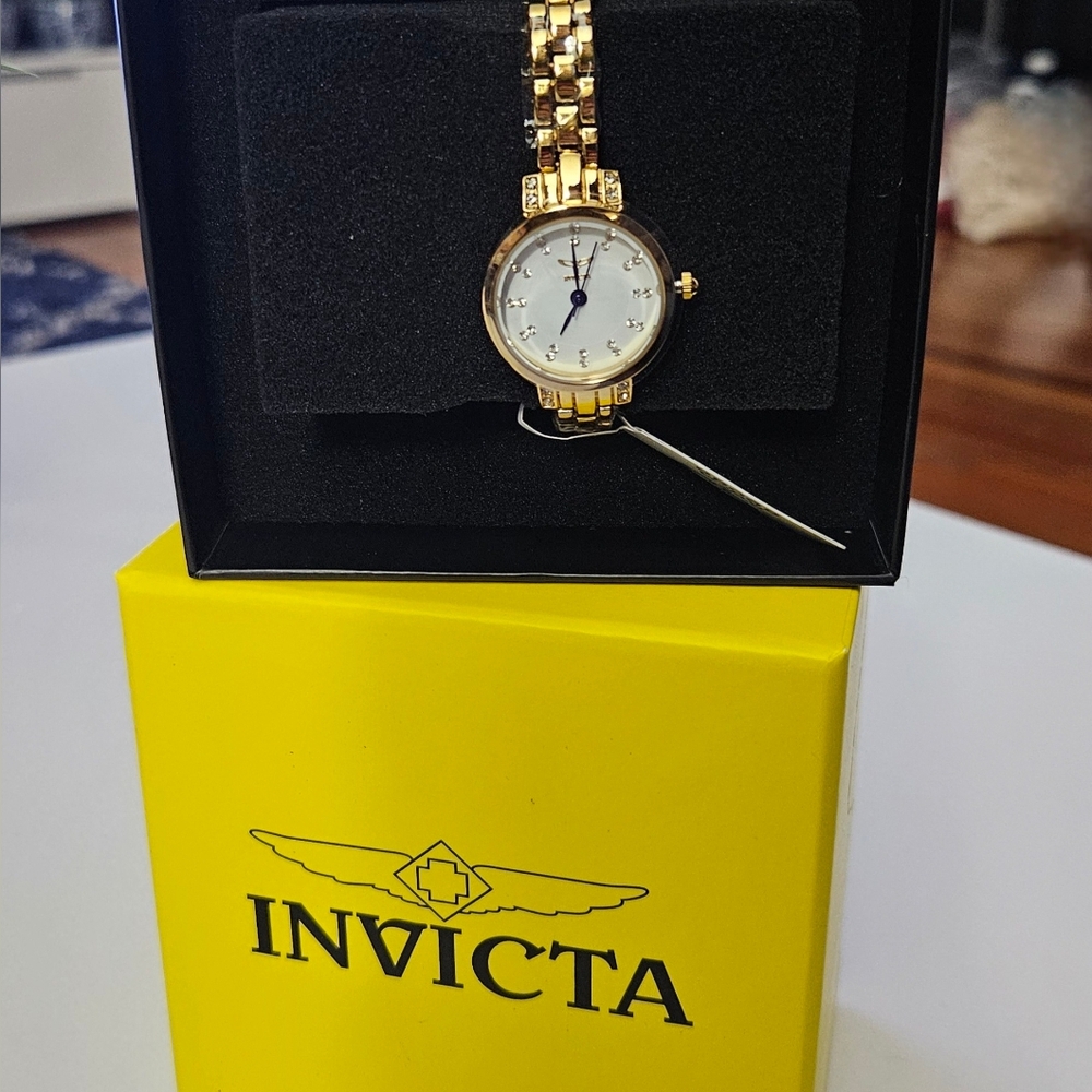 Invicta Women's Watch - Picture 8 of 8